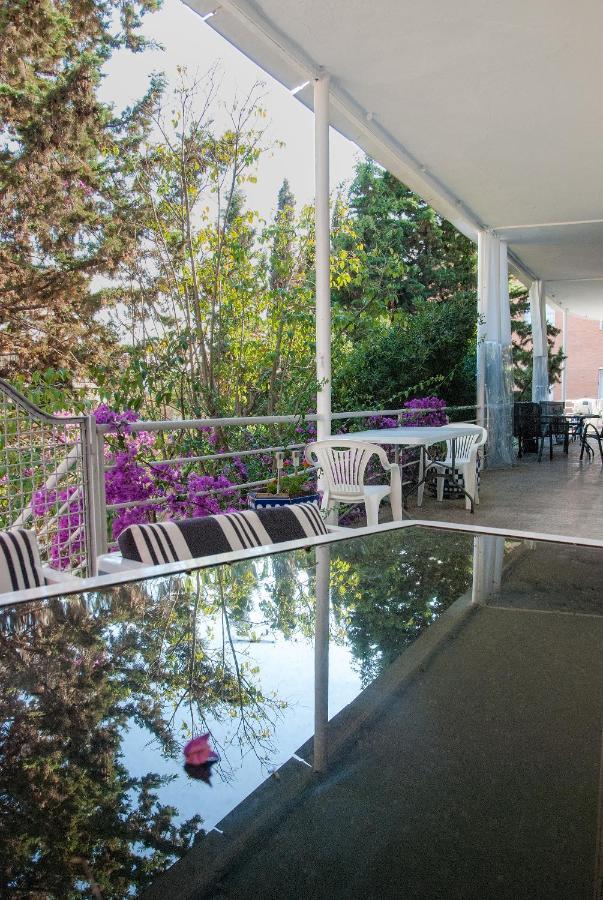 Casa Vilaro Park Guell Barcelona Buitenkant foto
